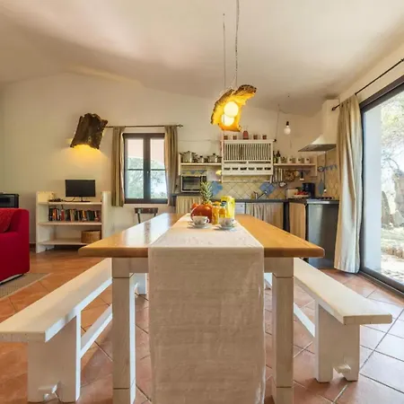Lovely With Private Wide Garden Near Orosei *